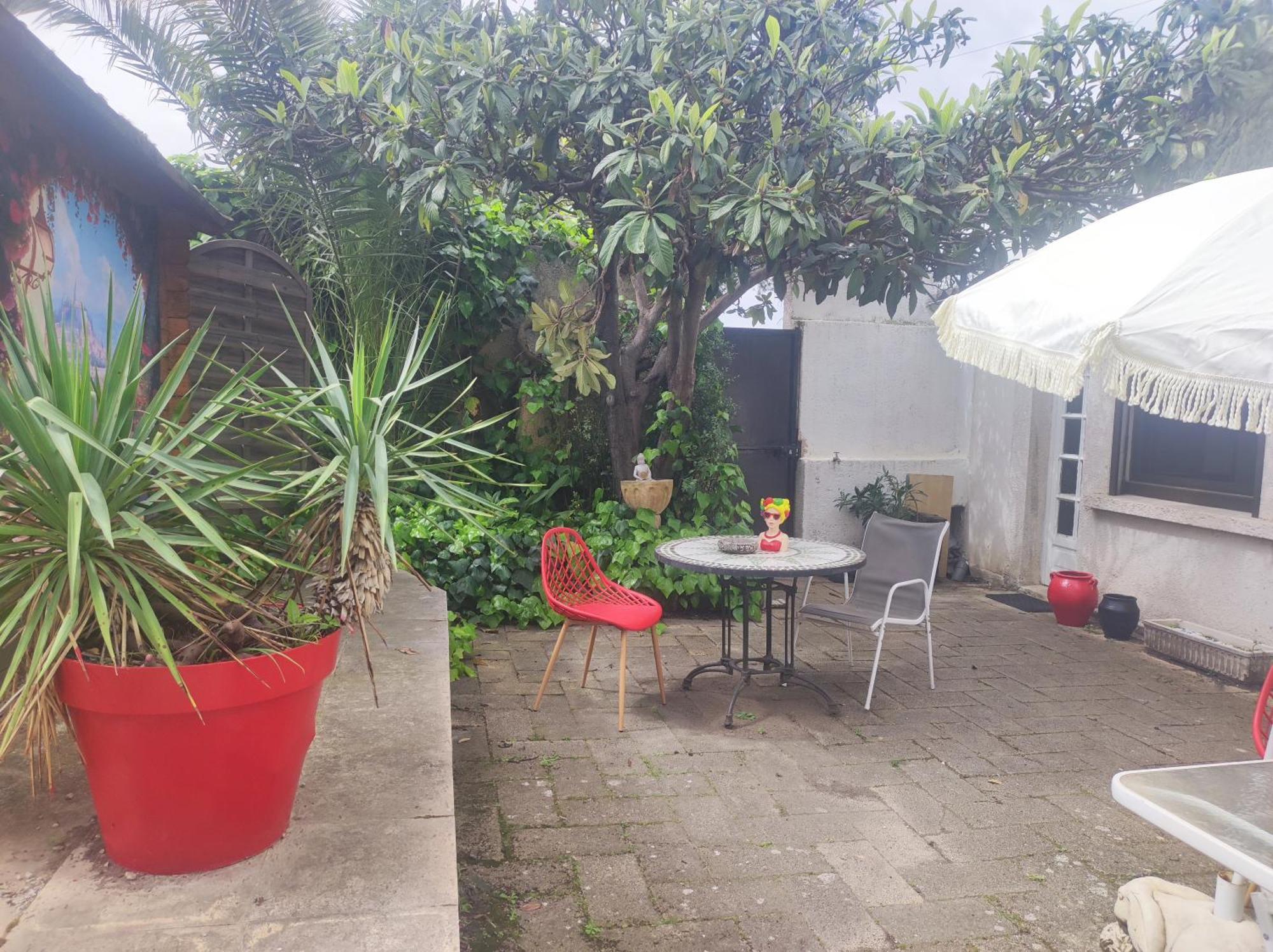 Ingrid Mary Appartement Nîmes Buitenkant foto